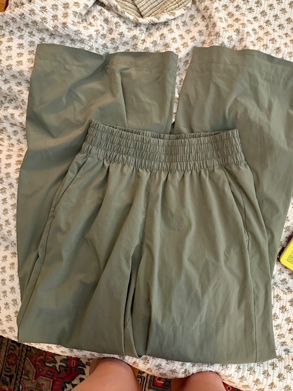 Vuori Villa Wideleg Pants - Picture 4 of 4